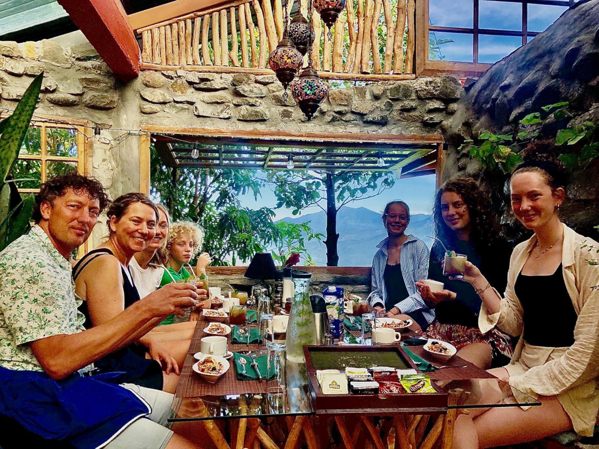 El Refugio La Brisa Del Diablo Bed & Breakfast Valle Hornito ภายนอก รูปภาพ