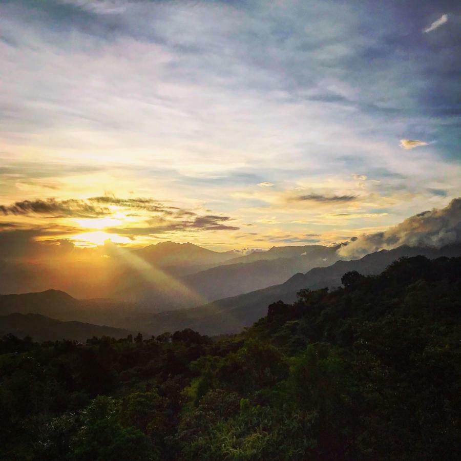 El Refugio La Brisa Del Diablo Bed & Breakfast Valle Hornito ภายนอก รูปภาพ